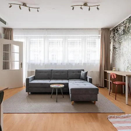 Aspen Aura Budapest